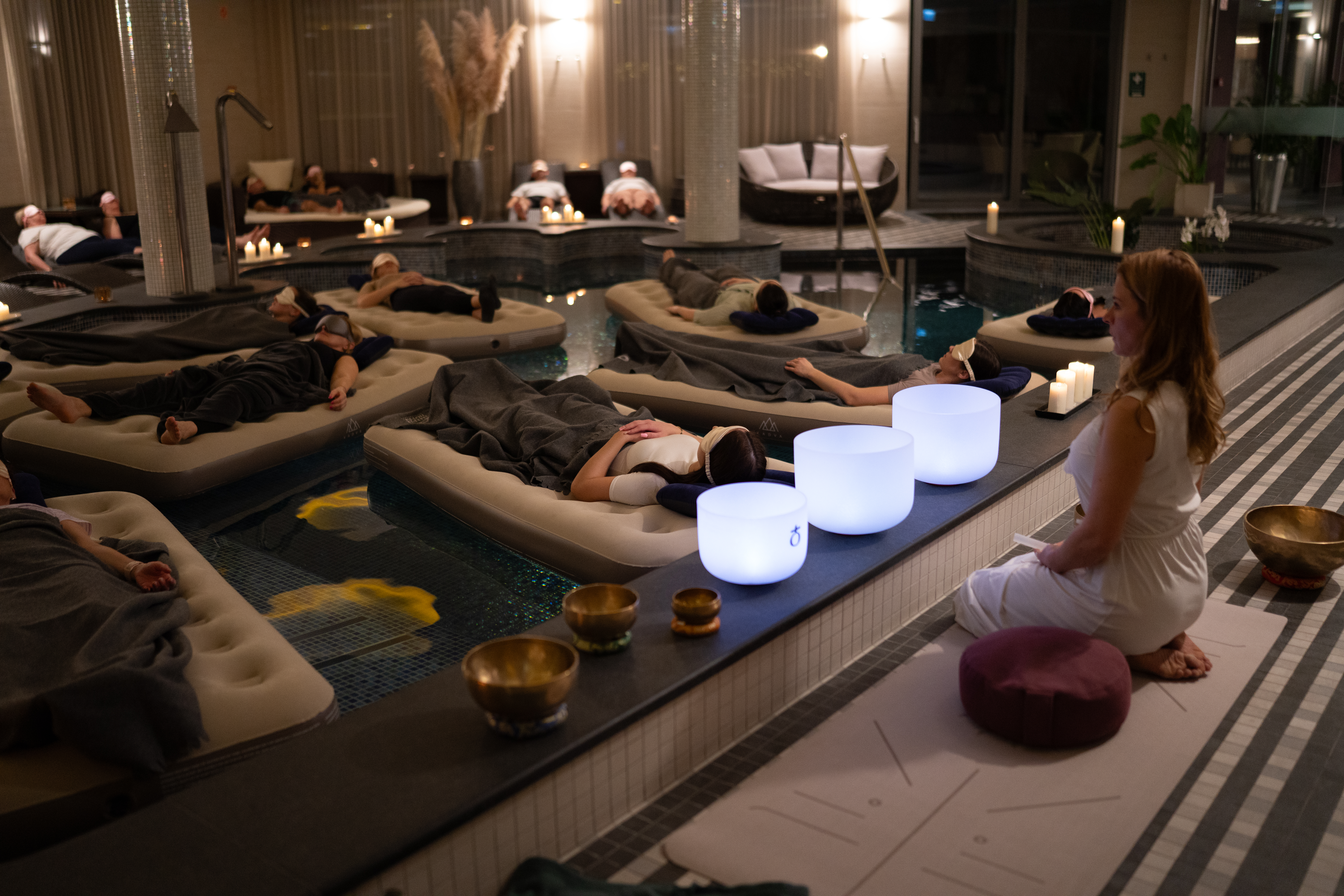 Csoportos Lebegő Hangfürdő