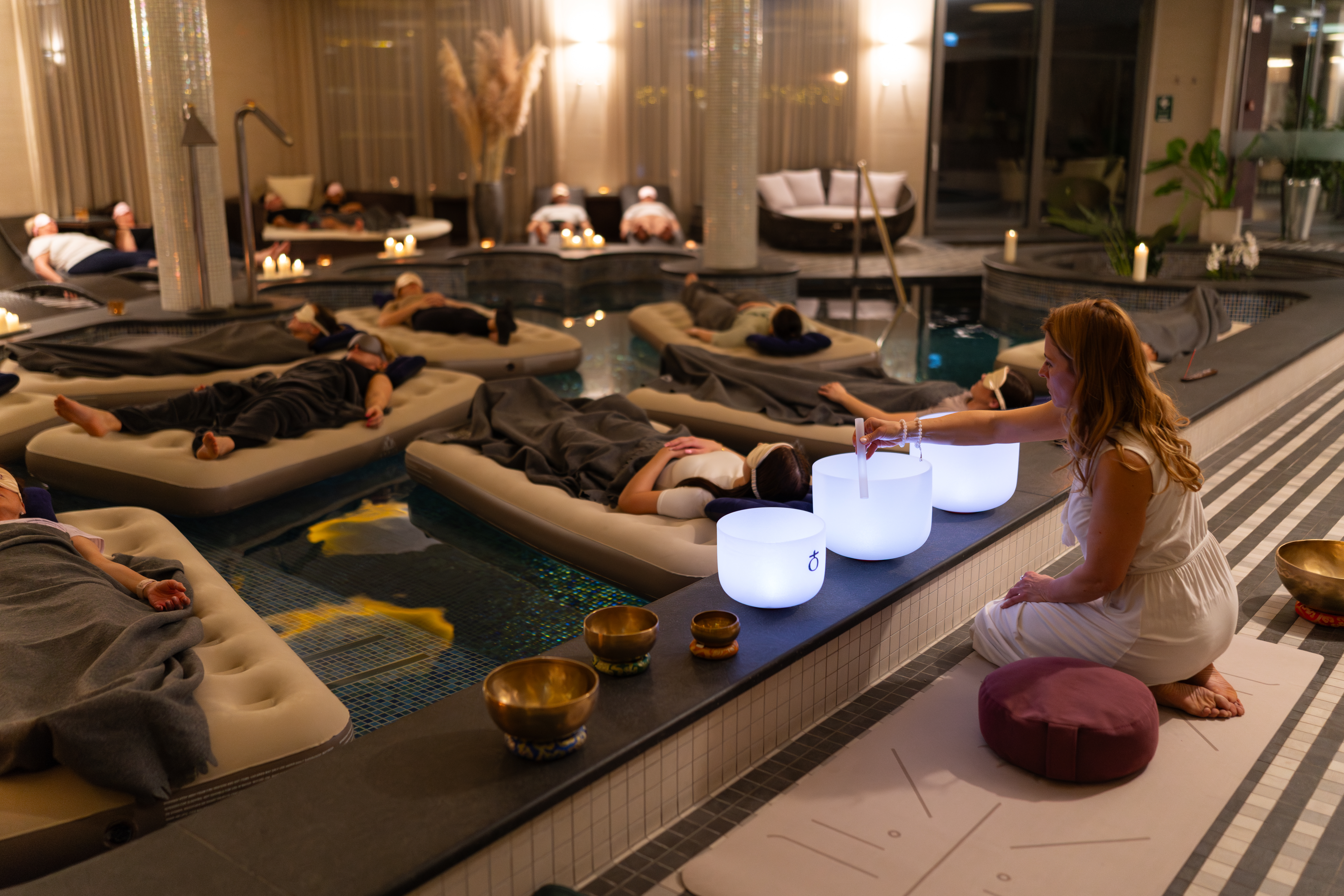 Csoportos Lebegő Hangfürdő